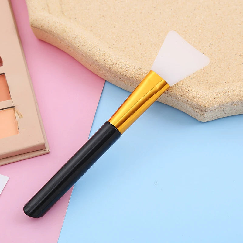 1PCS Color Silicone Mask Brush Flexible Facial Mud Applicator Body Lotion Cream Blending Cosmetics DIY Makeup Beauty Tools